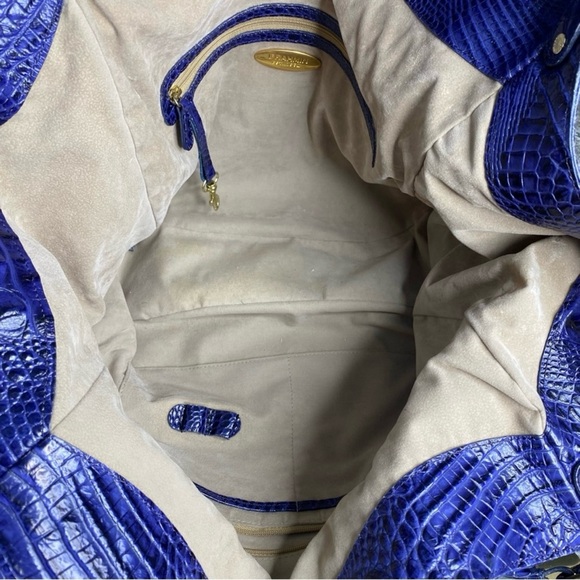 Brahmin Blue Croc Embossed Leather Tote Bag
Jaqueline - Picture 11 of 11